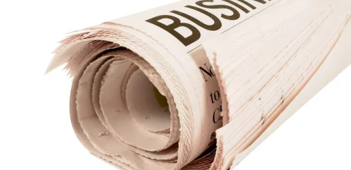 Anúncio em Jornal: Estratégias, Vantagens e Integração no Ecossistema de Comunicação Moderna